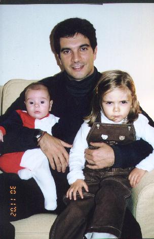 DavidLeonoreTomas.JPG (23610 bytes)