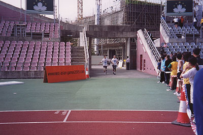 Maratona_Internacional_de_Macau_1.jpg (38547 bytes)