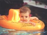 piscina1.JPG (4632 bytes)